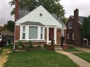 21516 Redmond Ave, Eastpointe, MI 48021