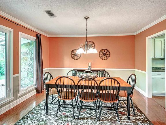 4th image of 6159 Twin Oaks Dr