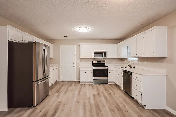 145 Hunters Ridge Dr — Photo 6