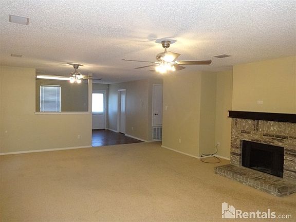 3rd image of 5161 Cliff Oaks Drive
