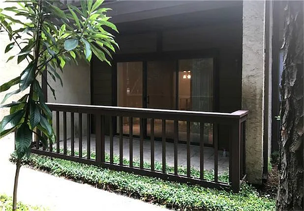 1 bed, 980 sqft, $1,550 — Photo 2
