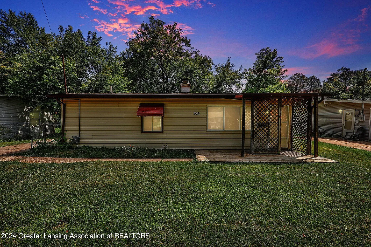 925 Dornell Ave photo 1