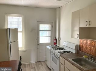 712 Spruce St, Camden, NJ 08103