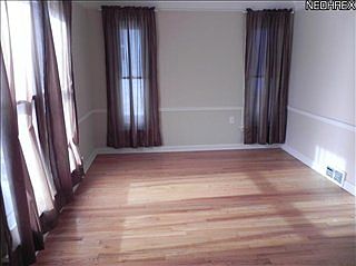 4th image of 17602 Puritas Ave