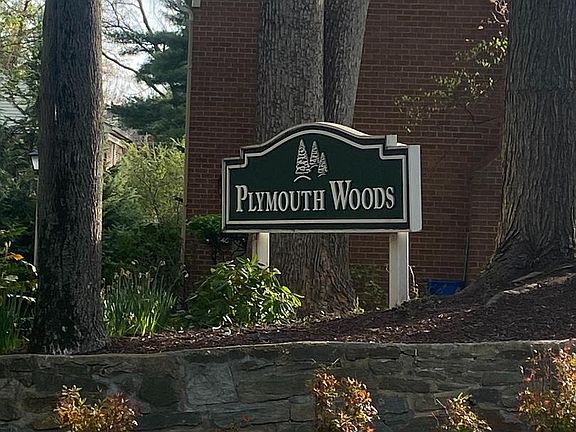 4th image of 868 College Pkwy #30