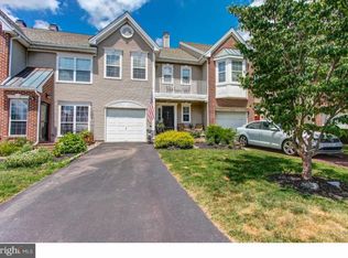 813 Martingale Rd, Schwenksville, PA 19473