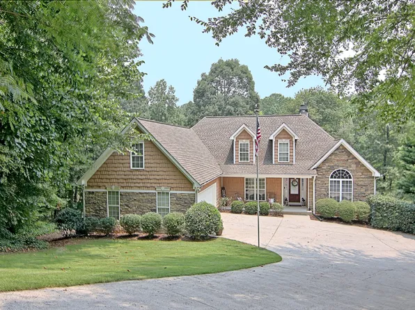 160 Nina Celeste Ln, Fayetteville, GA 30215