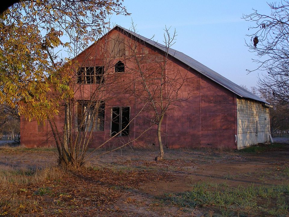 huge barn to left of house