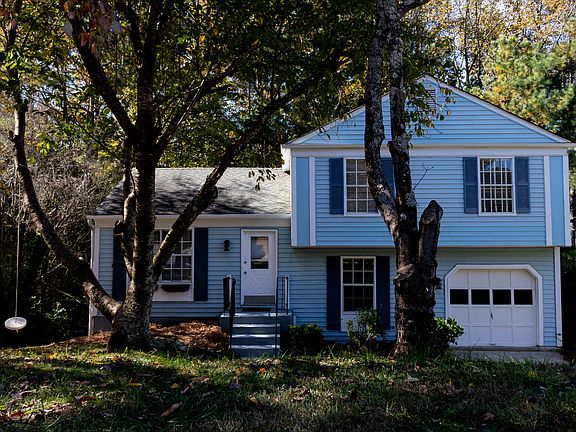 3rd image of 605 Indian Mill Ct