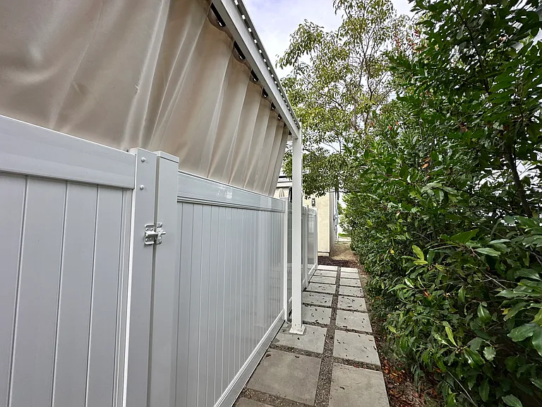 3617 W Victory Blvd — Photo 30