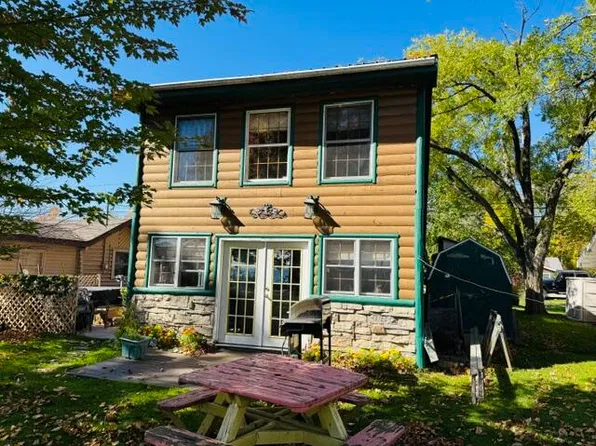 12826 W Shore Dr, Houghton Lake, MI 48629