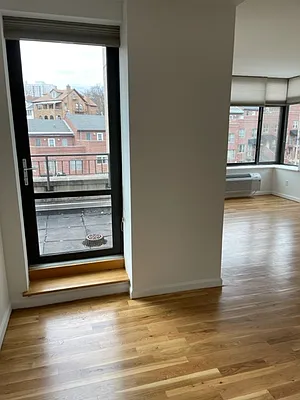 Rented by 3210 Riverdale Holdings LLC | media 14