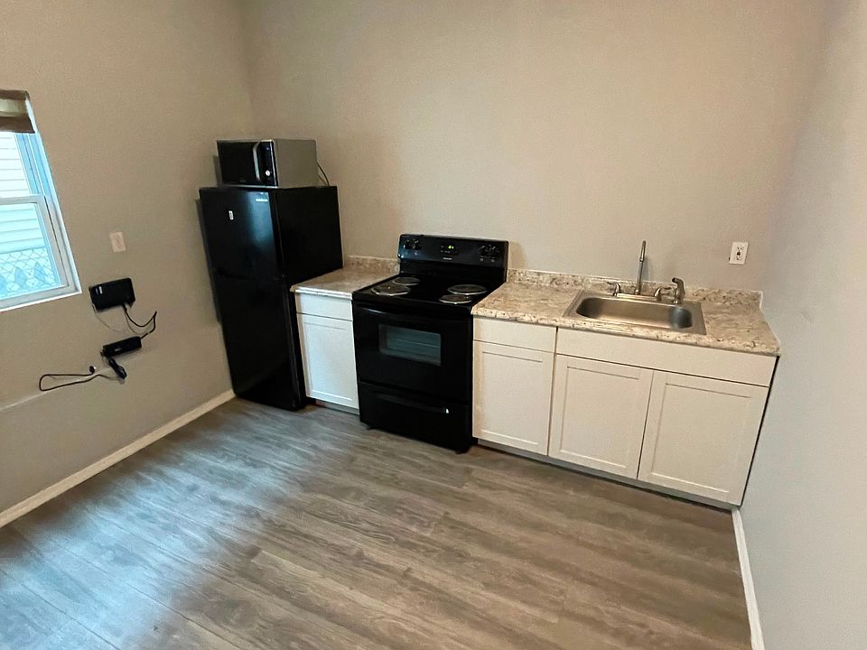 1st image of 12 Johnson Ave #1BB