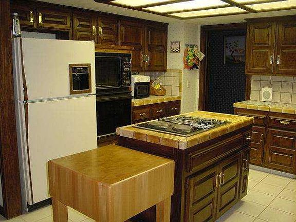 5th image of 812 Glenridge Dr