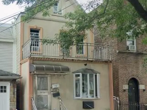 3223 96th St #2F, East Elmhurst, NY 11369