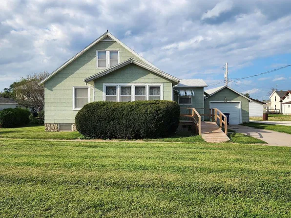 406 W Fulton St, Hooper, NE 68031
