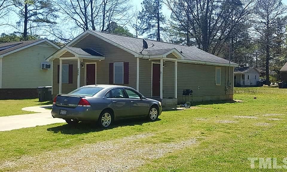 2nd image of 1521 Cherry St