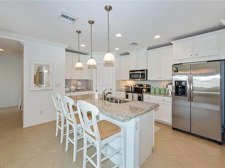 23550 Alamanda Dr #101 — Photo 9