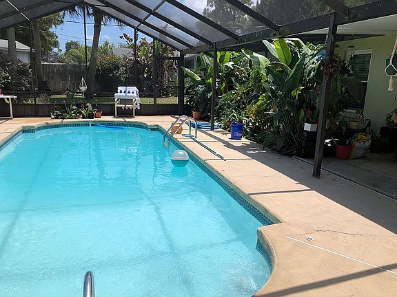 5th image of 3403 Victory Palm Dr