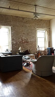 Rented by Nooklyn NYC LLC | media 17