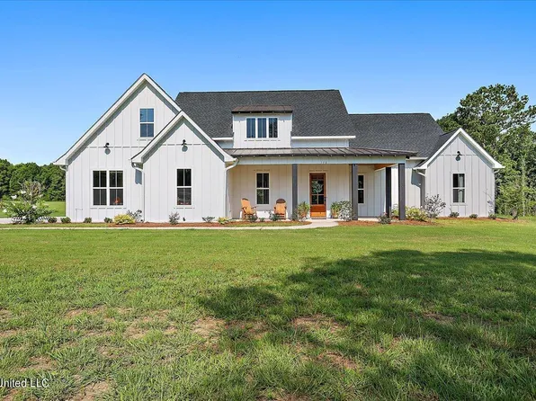 158 Harrell Rd, Pelahatchie, MS 39145