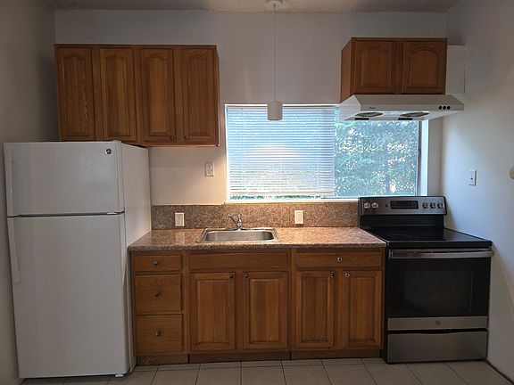 5th image of 1021A Oakland Ave