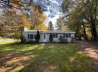 17 Crowley Rd, Lewiston, ME 04240