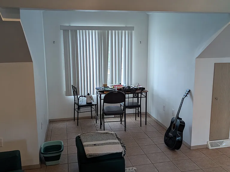 225 Tasso St — Photo 5