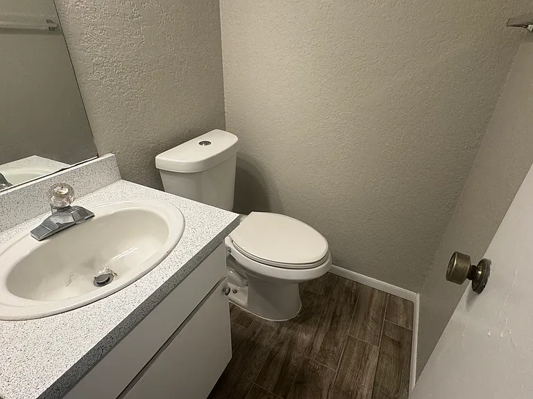 3813 Coates Cir — Photo 8