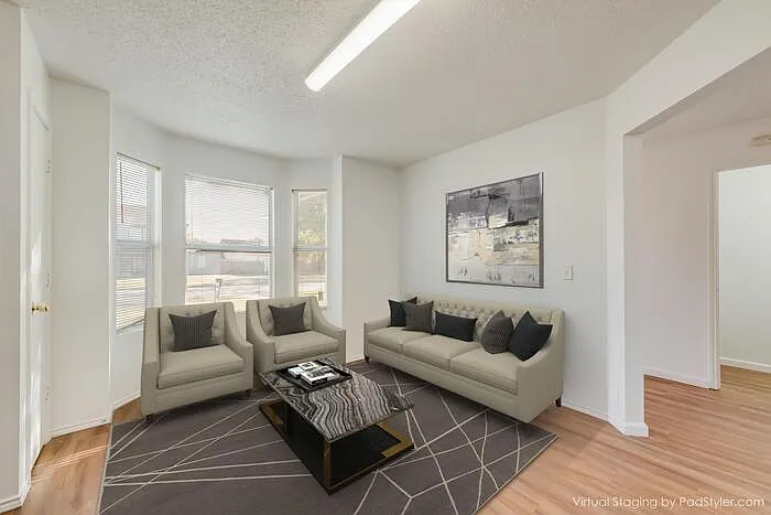 3 bed, 2.5 bath, 1553 sqft, $1,950 — Photo 4