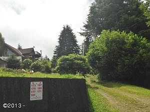 3rd image of 171 Siletz Hwy