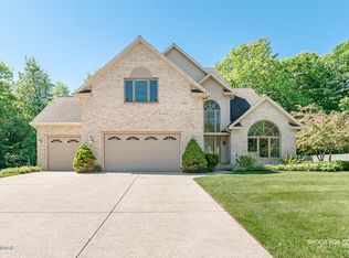 16156 Terrace Rd, Spring Lake, MI 49456