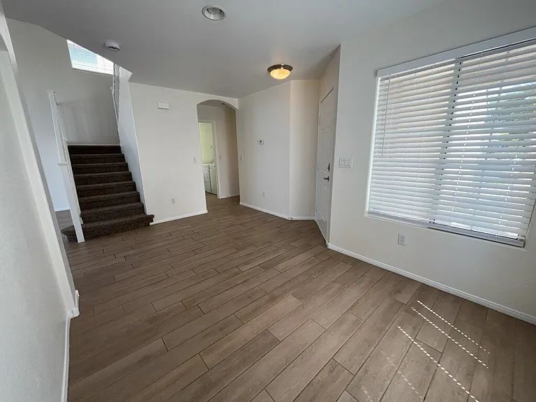 9237 Harbor Stream Ave — Photo 4