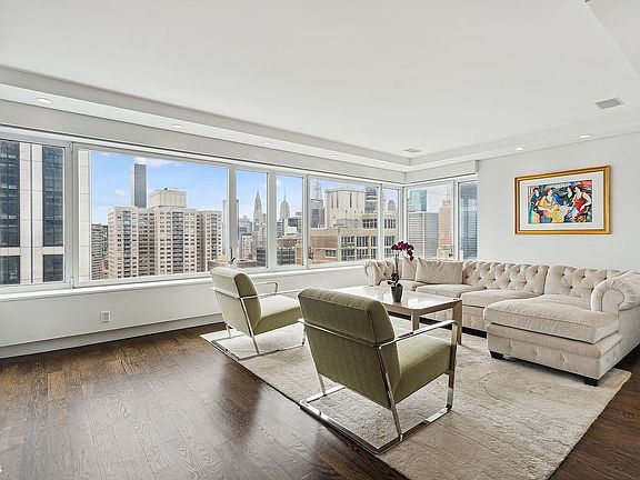 3rd image of 425 E 58th St APT 32C
