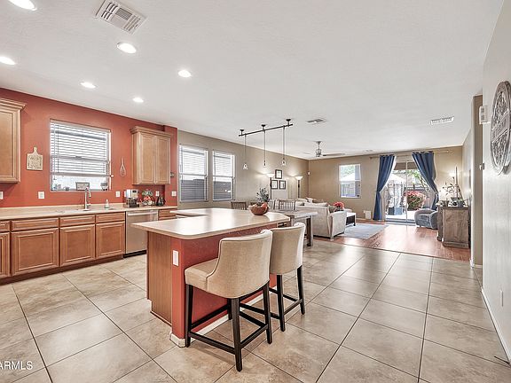 4th image of 6523 S 34TH Drive