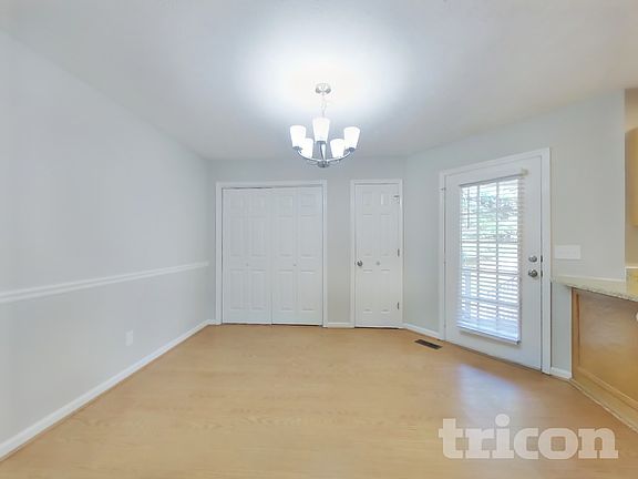 4th image of 712 Paige Ct