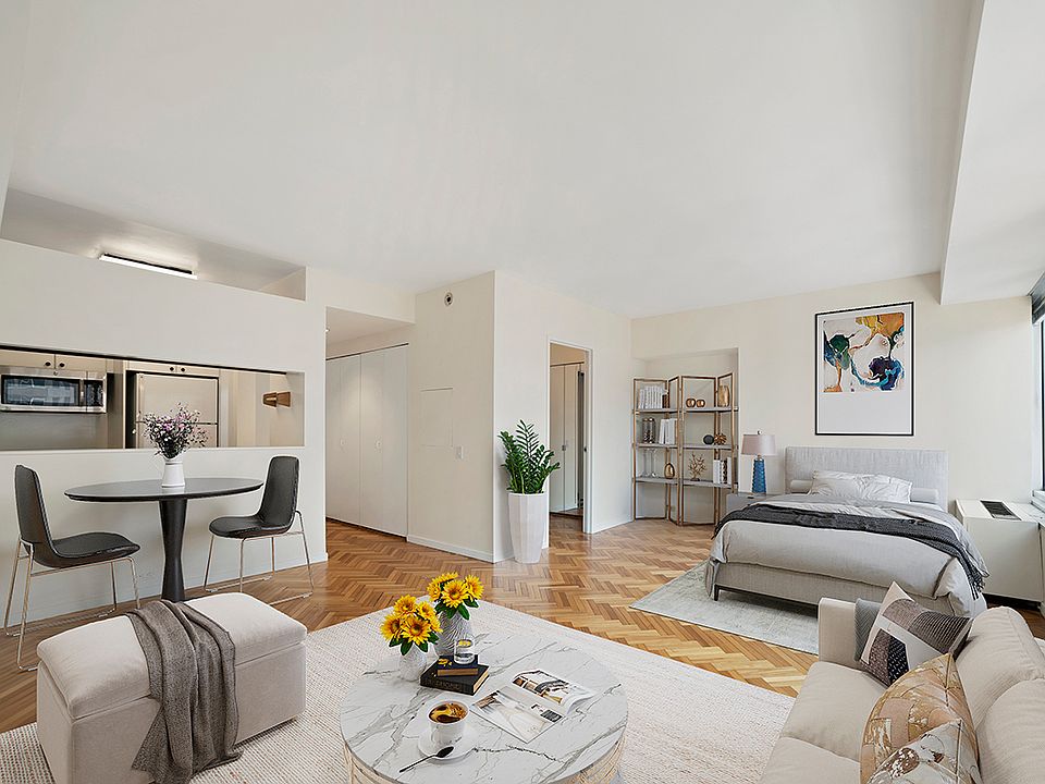 1st image of 150 W 56th St APT 4409