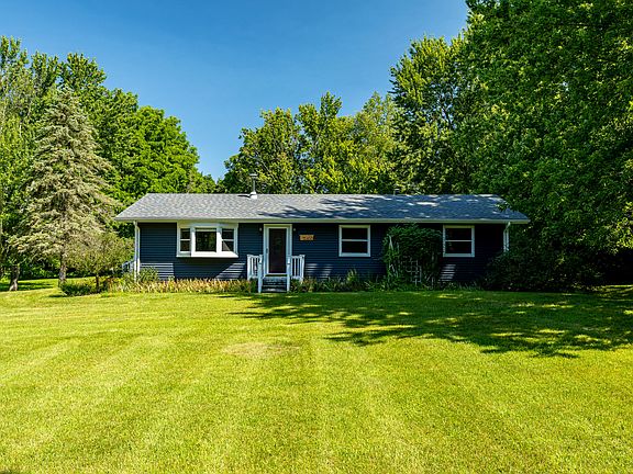 2nd image of 15450 Cassidy Rd