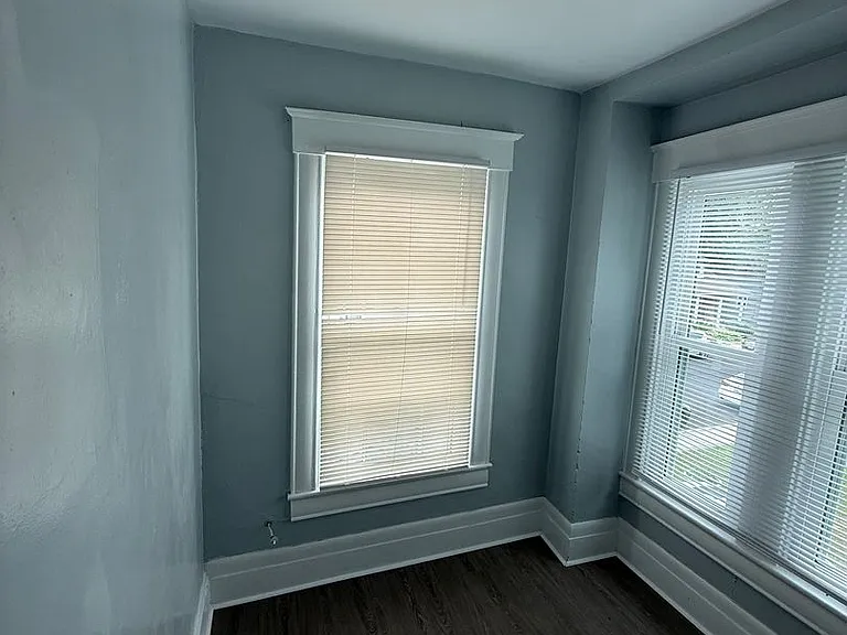 419 Oakley St — Photo 16