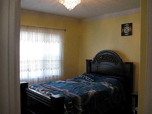 4th image of 812 Milburn Ave