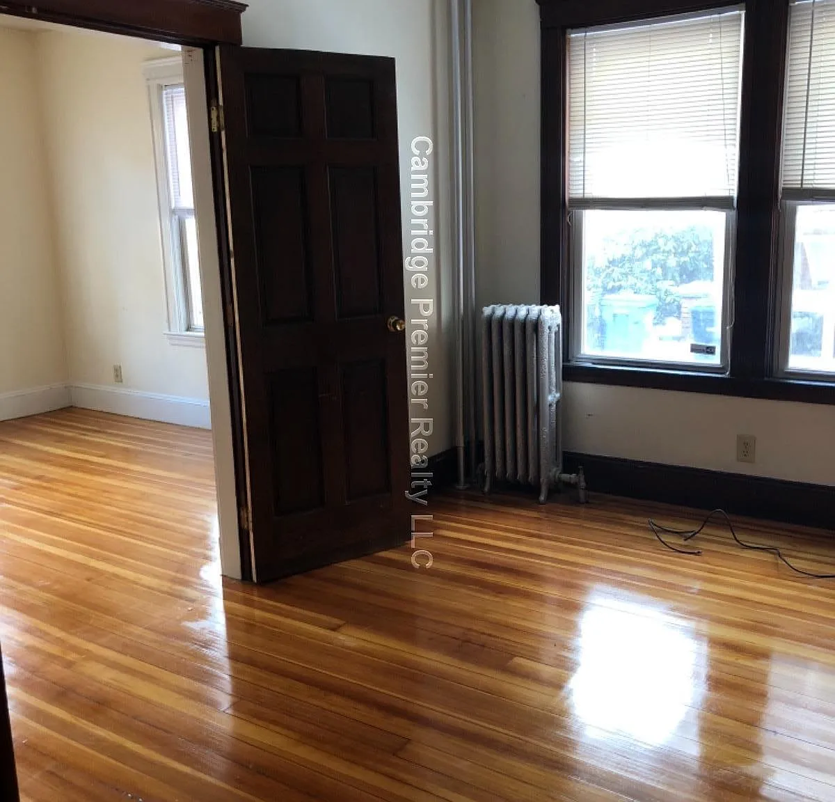 2 bed, 999 sqft, $2,250 — Photo 2