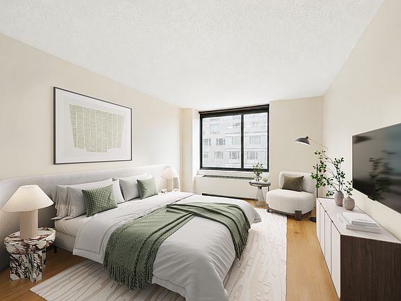 4th image of 270 W 17th St APT 4H