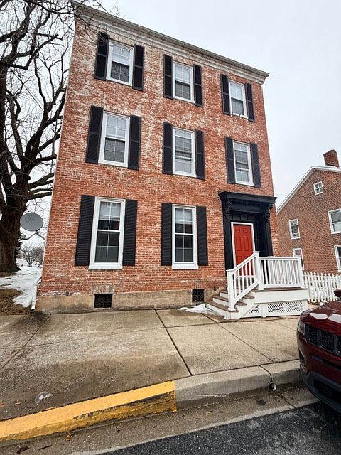 1st image of 30 W Green St #4
