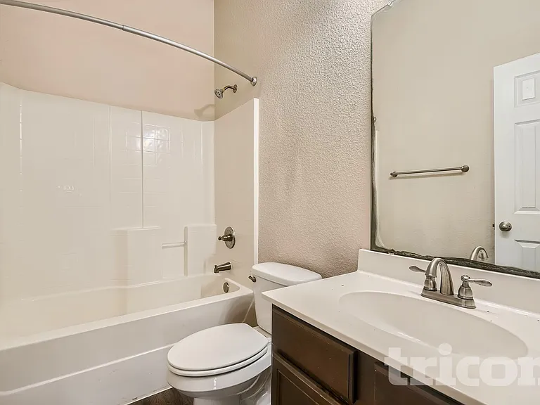 1719 La Caya Dr — Photo 9