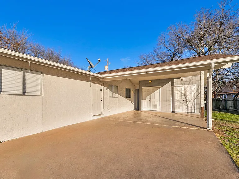 11103 Renel Dr — Photo 9