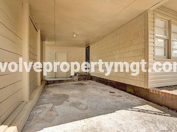 4th image of 1012 Mount Moriah Rd