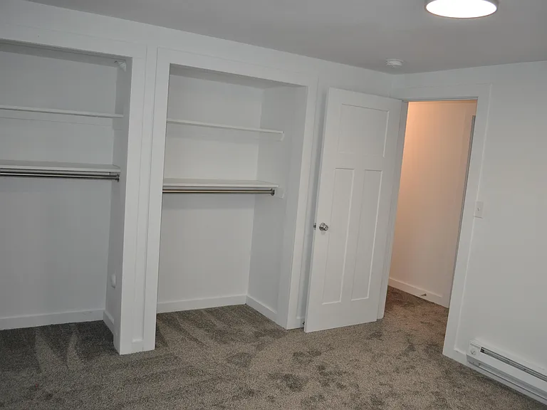 2542 W Robin Rd #B — Photo 5