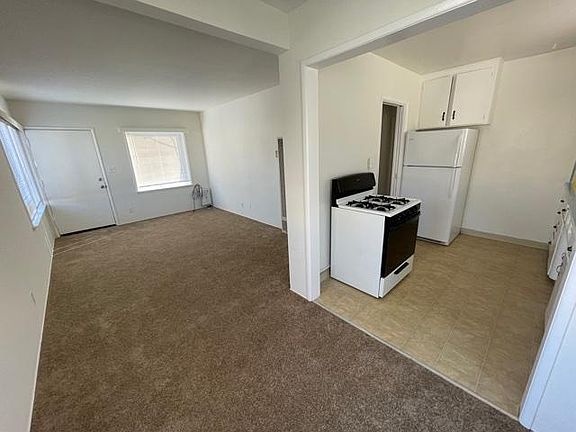 3rd image of 119 Nieto Ave #3