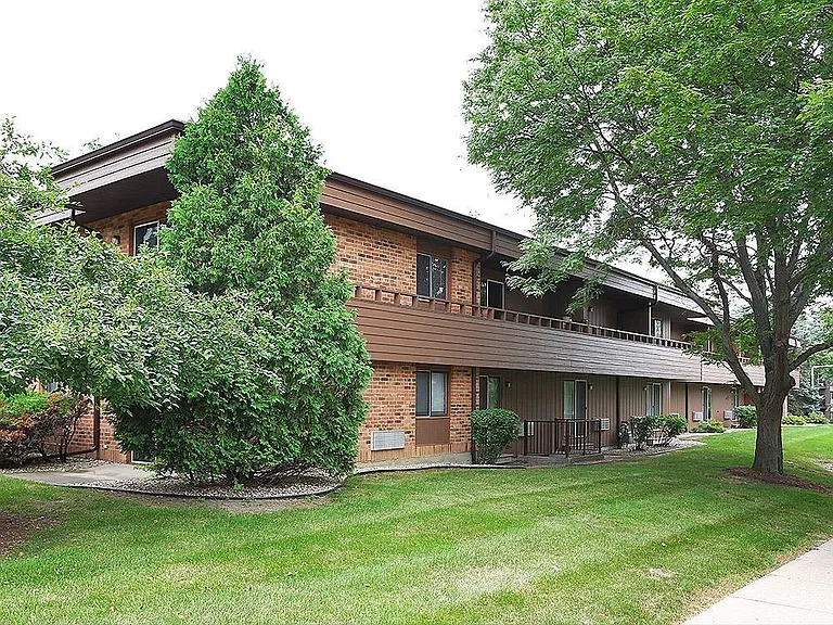 Cedar Ridge — Photo 1