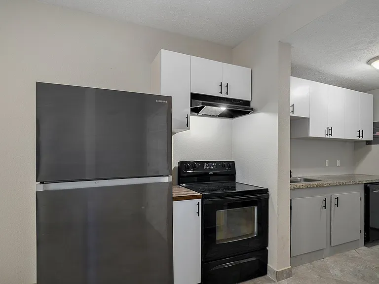 Main St. Apartments — Photo 20